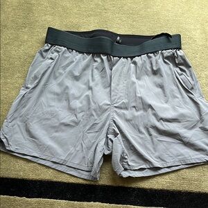 Gray Men's Ten Thousand Interval Athletic Shorts size L